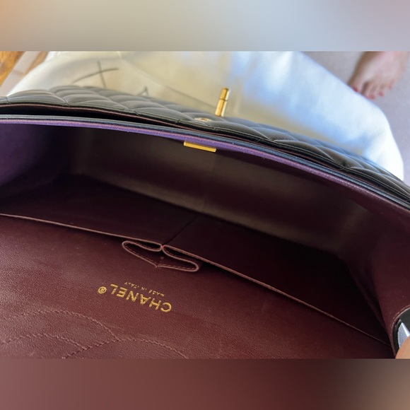 JUMBO CLASSIC CHANEL VERY RARE TO FIND IN STORE LAMBSKIN (SMOOTH) - Picture 11 of 12